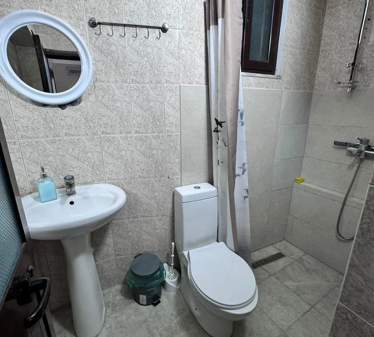 Ecoluxe Home Studio 1 티라나 아파트